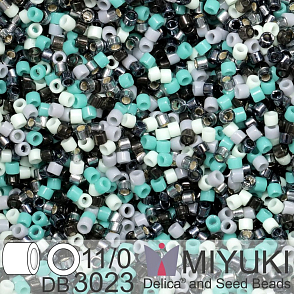 Korálky Miyuki Delica 11/0. Barva Green Mist Mix DB3023. Balení 5g