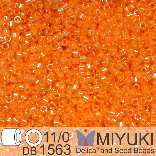 Korálky Miyuki Delica 11/0. Barva Opaque Mandarin Luster DB1563. Balení 5g